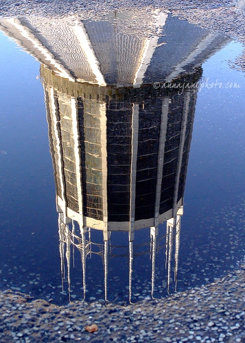 20071210-cathedral-reflection.jpg
