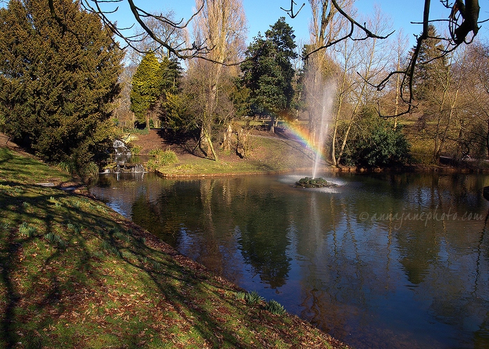 20100308-sefton-park-fountain-rainbow.jpg