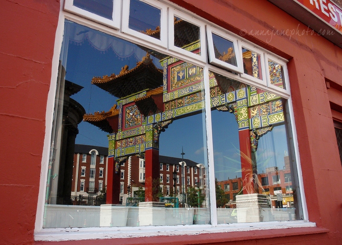 20110901-chinese-arch-reflection.jpg
