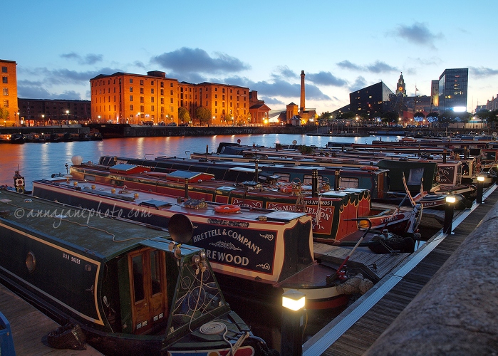 20140621-salthouse-dock-narrowboats-2.jpg