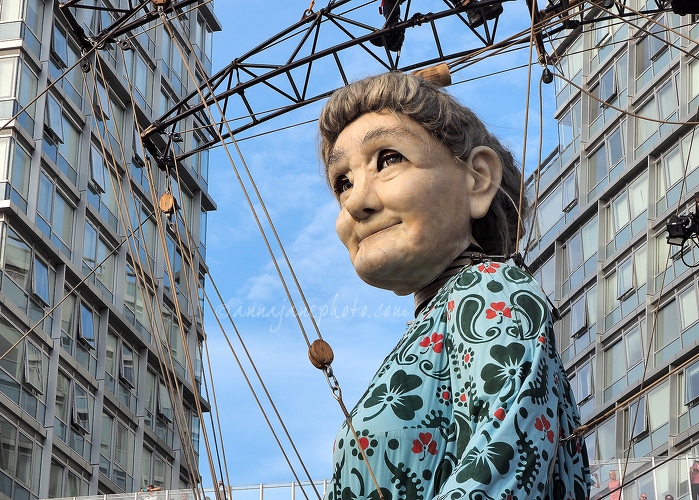 20140726-grandmother-giant-2.jpg