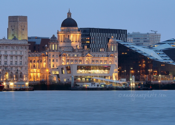 20150124-port-of-liverpool-building.jpg