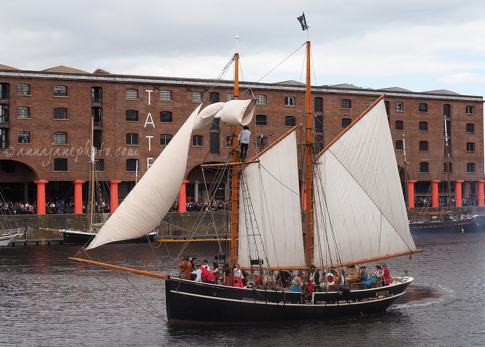 20150912-vilma-pirate-ship.jpg