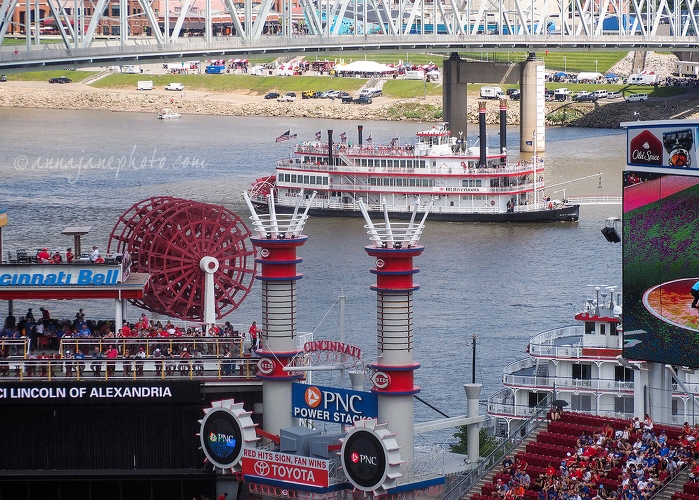 20170701 Ohio River from Great American Ball Park (2) 1600px.jpg