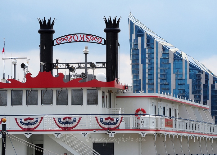 20170701 Queen of the Mississippi (2) 1600px.jpg