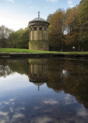 20171025-huskisson-monument-reflection-2.jpg