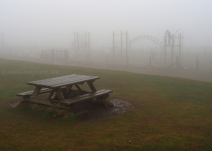 20180404-playground-in-fog.jpg
