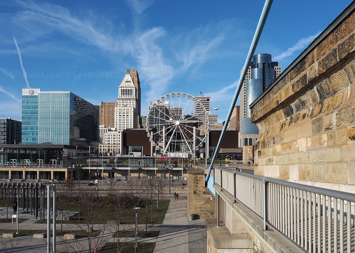 20181224-cincinnati-skyline-and-wheel.jpg