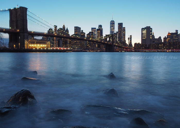 20190410-brooklyn-bridge-park-dusk.jpg