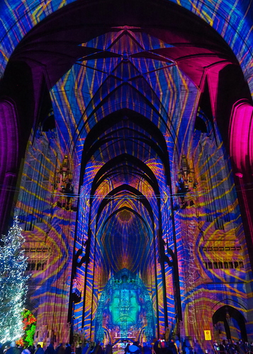 20231204-liverpool-cathedral-light-before-christmas-2.jpg