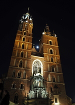Moon & St Mary's Basilica